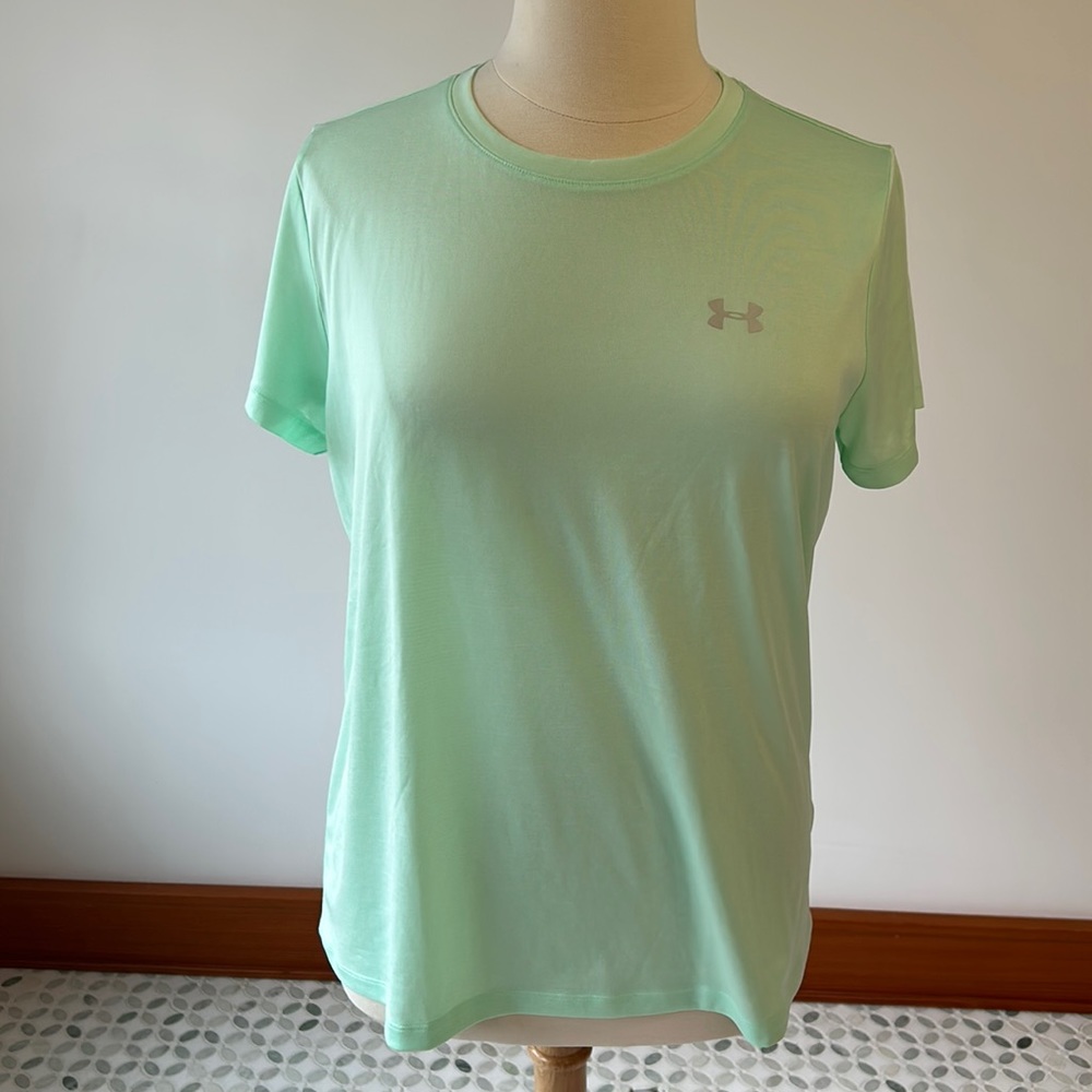 Mint green Under Armour short sleeve tee